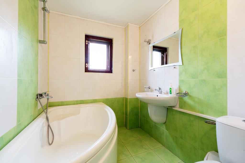 Private 4Br-2Ba Guest House Dryanovo With Pool And Free Parking 외부 사진